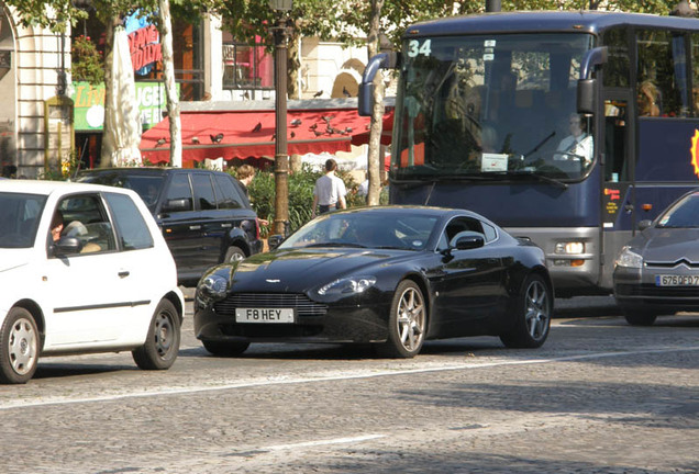 Aston Martin V8 Vantage