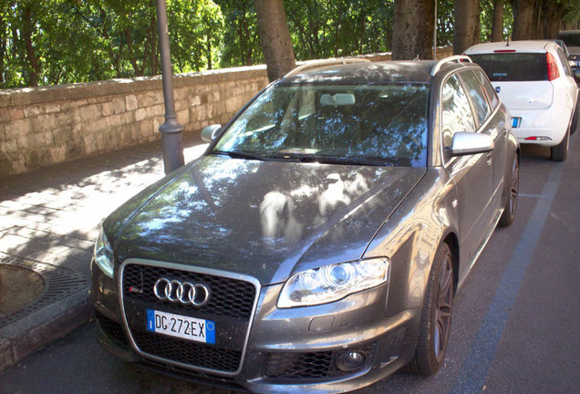 Audi RS4 Avant B7