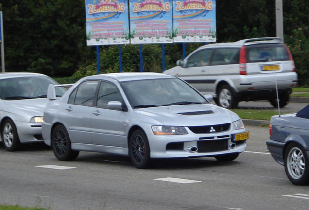 Mitsubishi Lancer Evolution IX