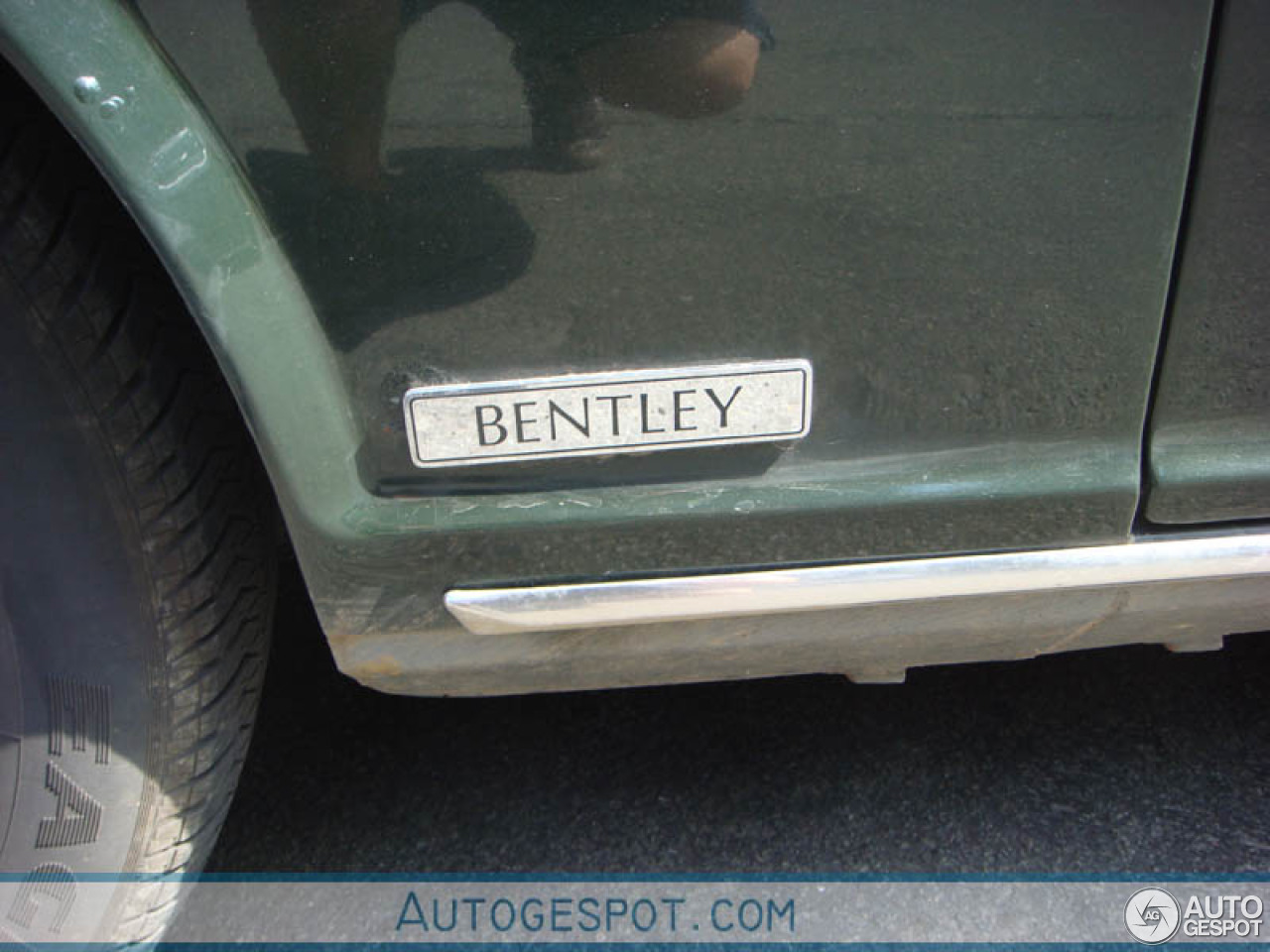 Bentley Eight