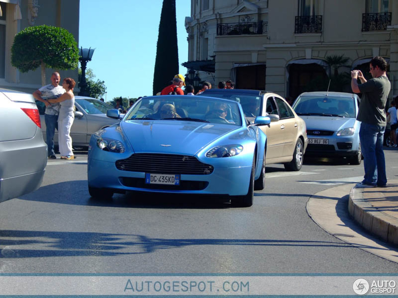 Aston Martin V8 Vantage Roadster