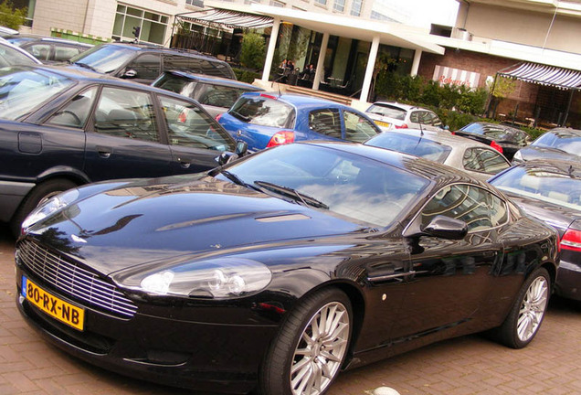 Aston Martin DB9