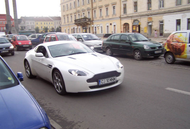 Aston Martin V8 Vantage