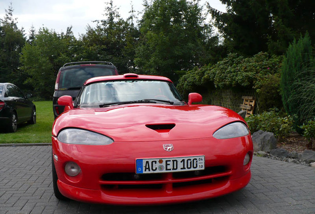 Dodge Viper RT/10 1996