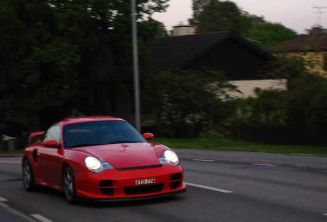 Porsche 996 GT2