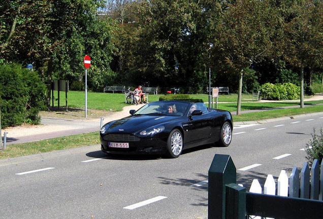 Aston Martin DB9 Volante