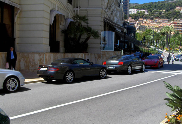 Aston Martin DB9 Volante