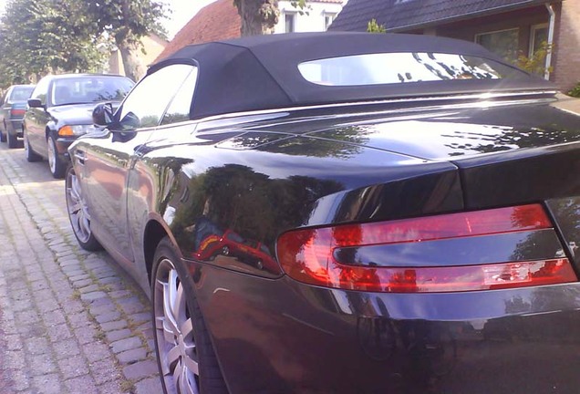 Aston Martin DB9 Volante