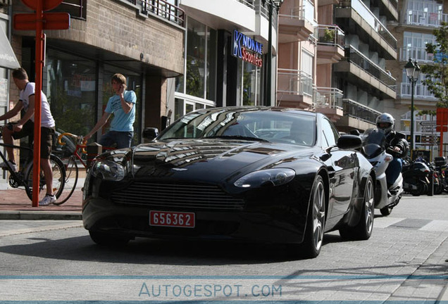 Aston Martin V8 Vantage