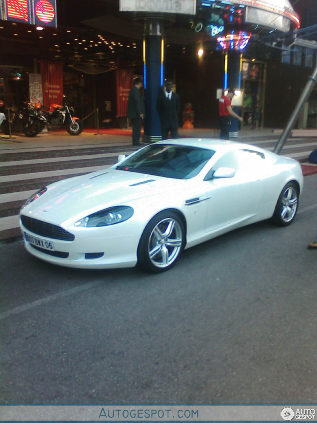 Aston Martin DB9