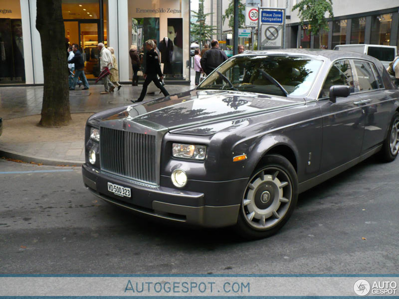 Rolls-Royce Phantom