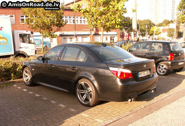 BMW M5 E60 2005