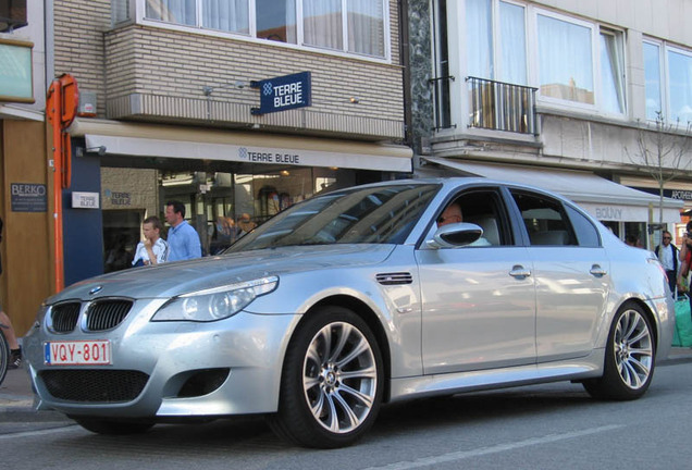 BMW M5 E60 2005