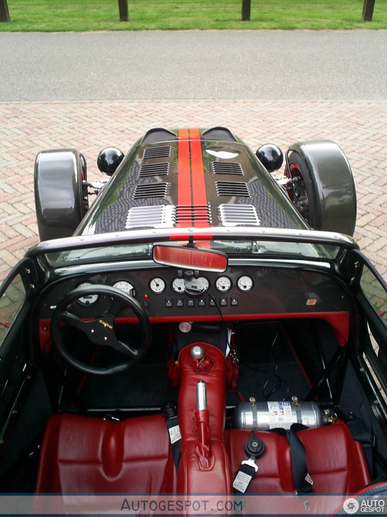 Donkervoort D8 150