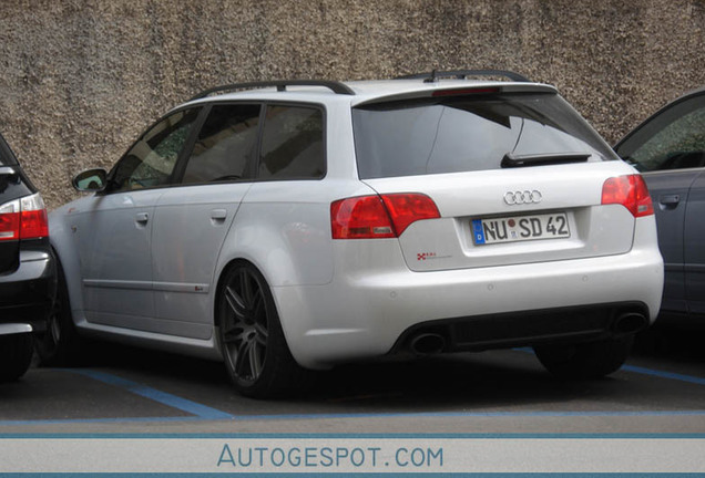 Audi RS4 Avant B7