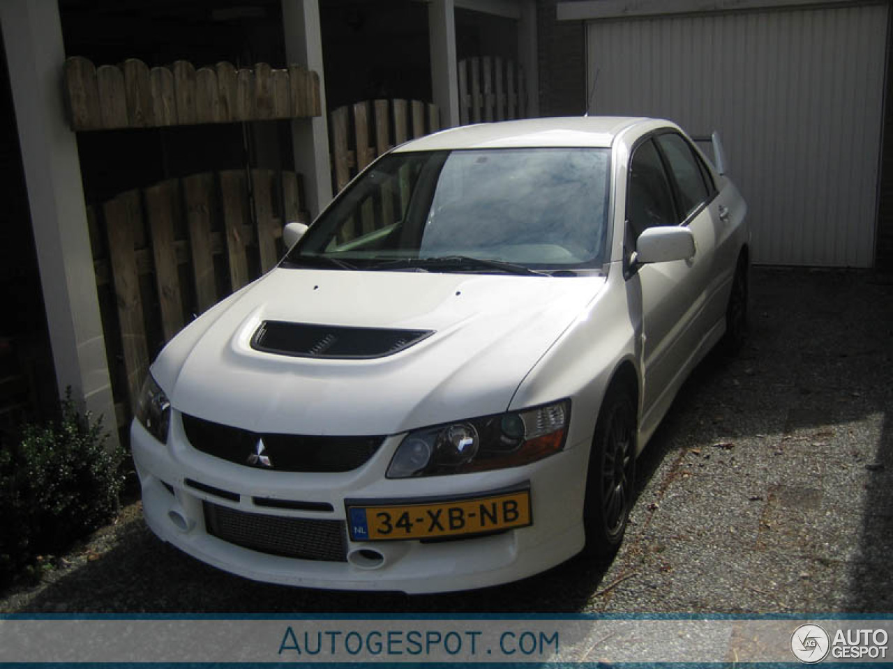 Mitsubishi Lancer Evolution IX