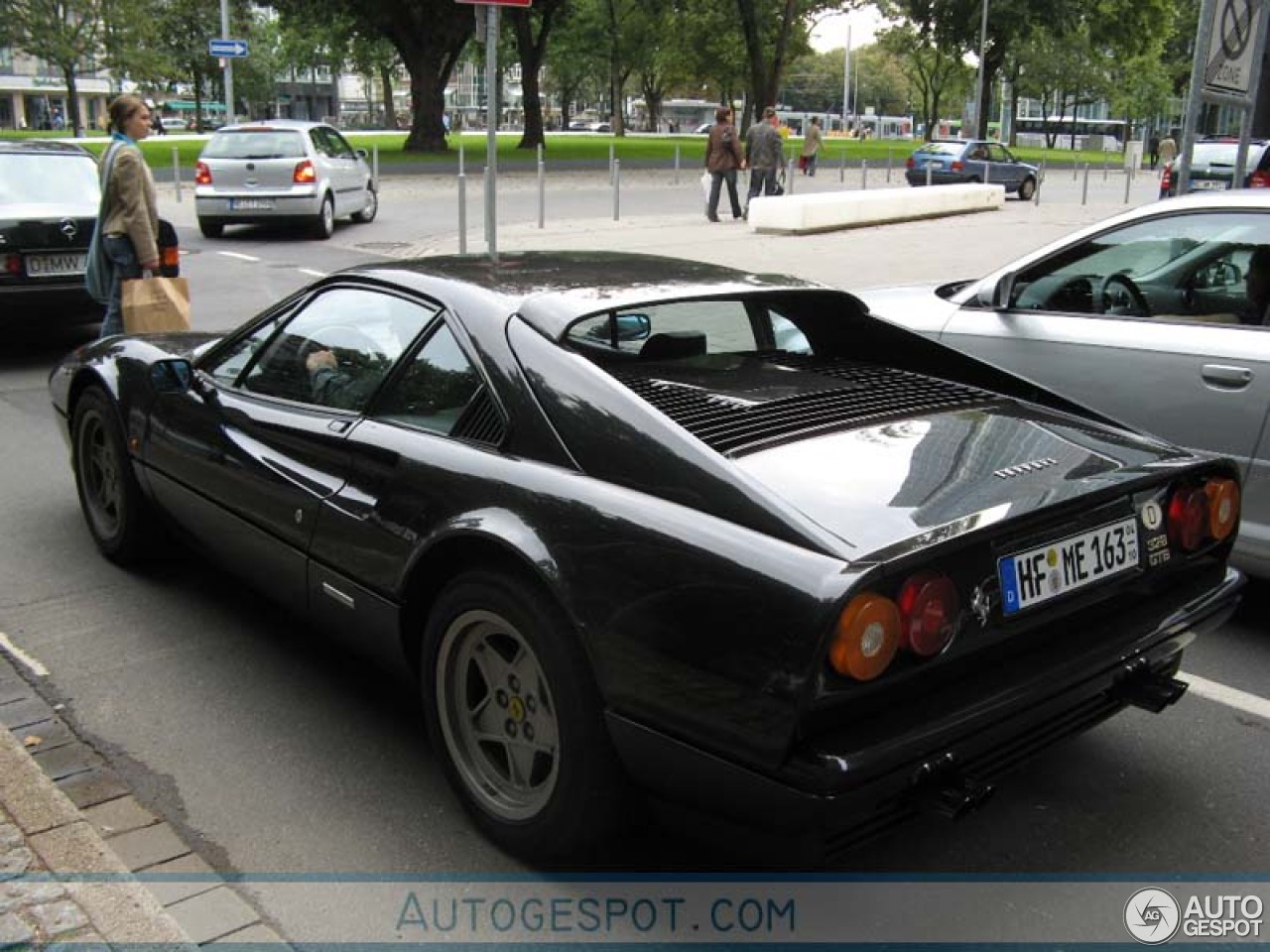 Ferrari 328 GTB