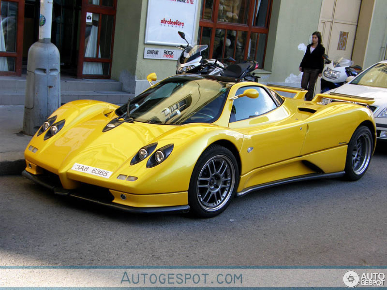 Pagani Zonda C12-S