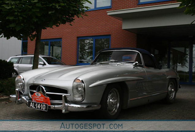 Mercedes-Benz 300SL Roadster