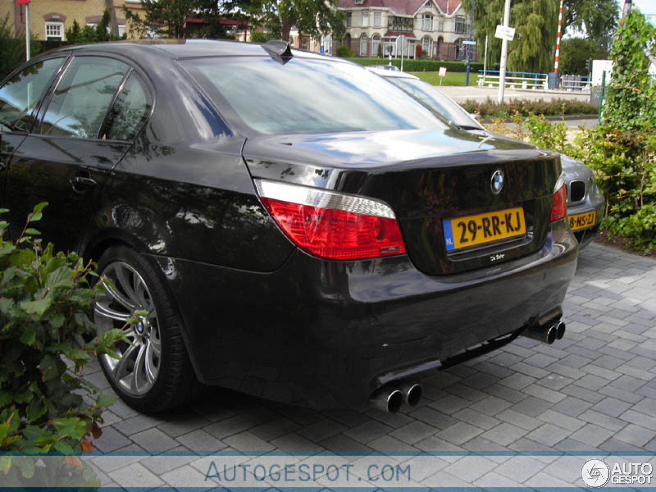 BMW M5 E60 2005