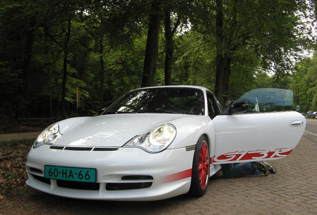 Porsche 996 GT3 RS