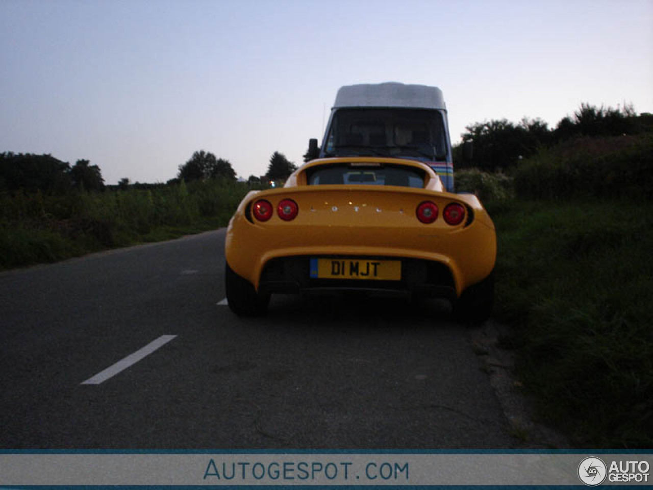 Lotus Elise S2 111R