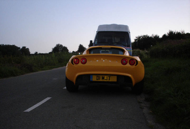 Lotus Elise S2 111R