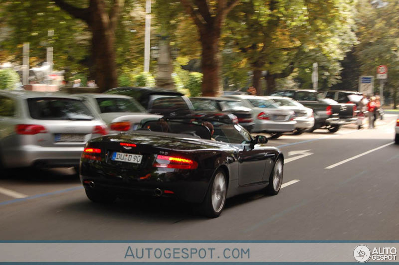 Aston Martin DB9 Volante