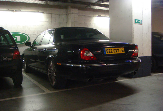 Jaguar XJR