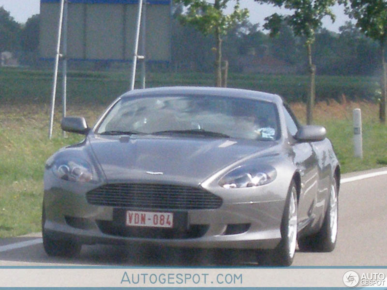 Aston Martin DB9