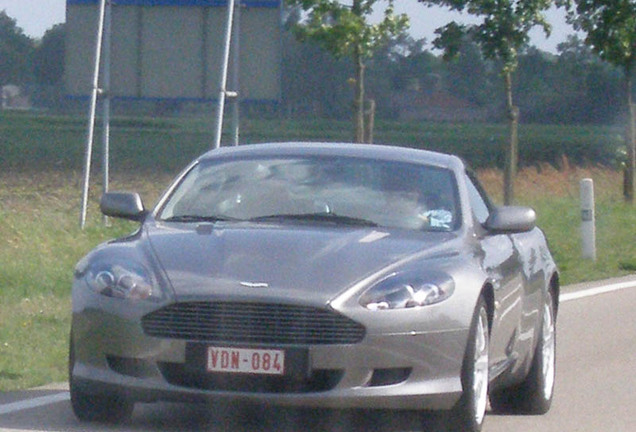 Aston Martin DB9