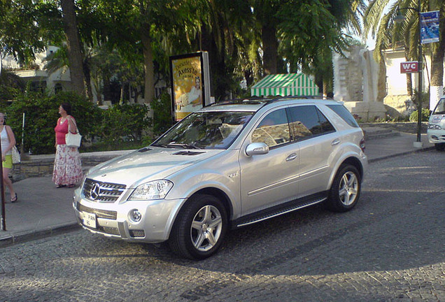 Mercedes-Benz ML 63 AMG W164