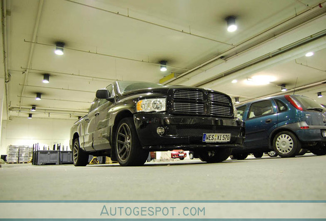 Dodge RAM SRT-10 Quad-Cab