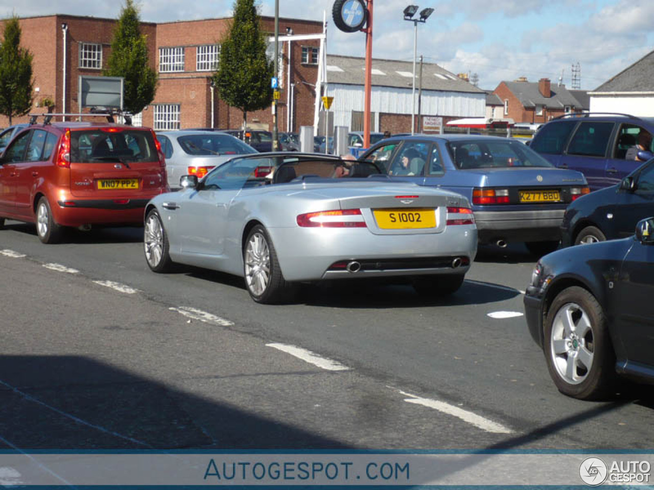 Aston Martin DB9 Volante