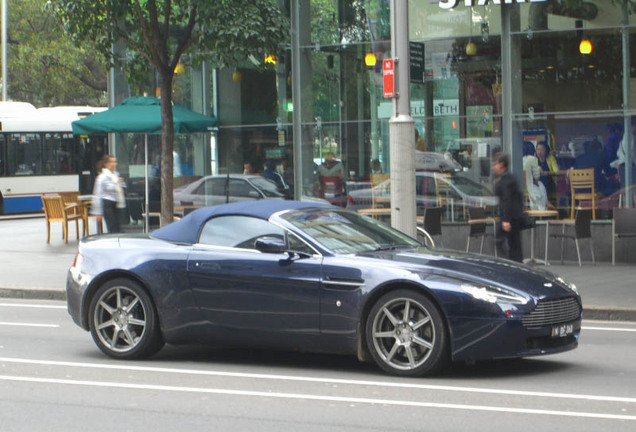 Aston Martin V8 Vantage Roadster