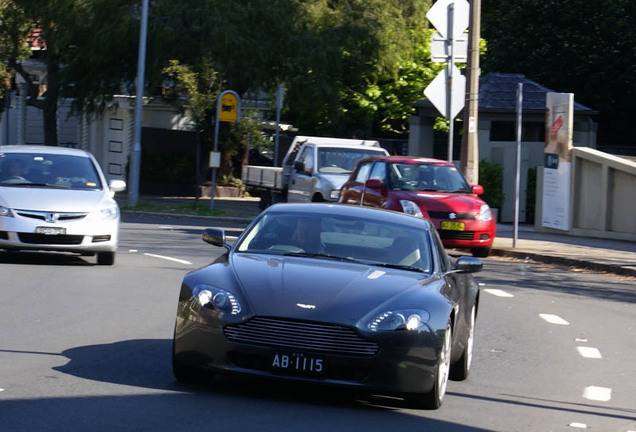 Aston Martin V8 Vantage