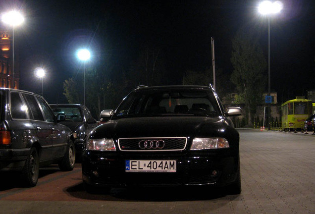 Audi RS4 Avant B5