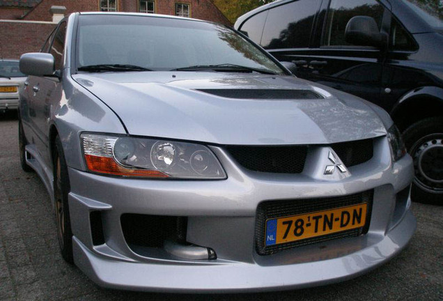 Mitsubishi Lancer Evolution IX