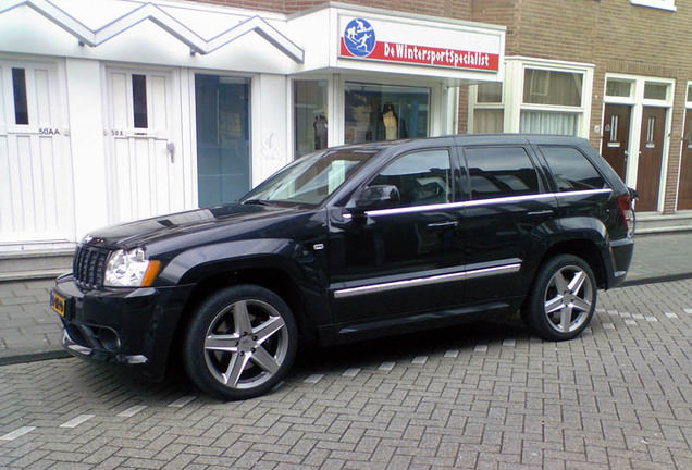 Jeep Grand Cherokee SRT-8 2005