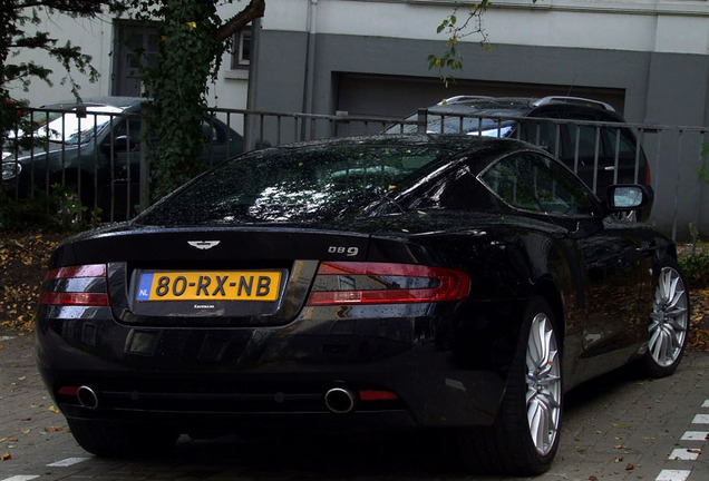 Aston Martin DB9