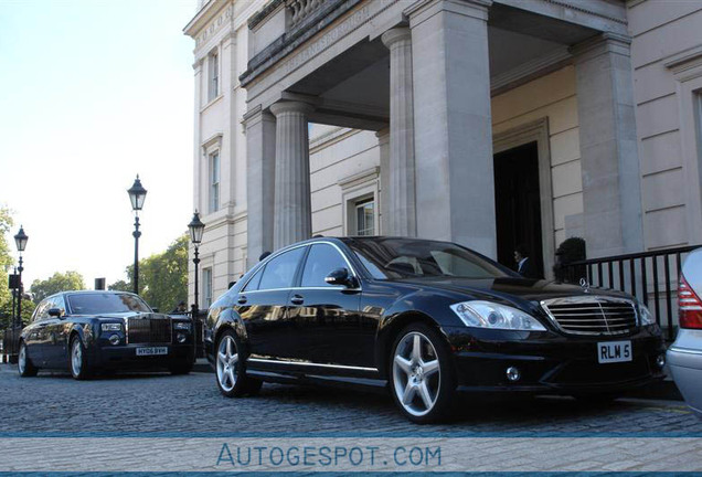 Mercedes-Benz S 65 AMG V221