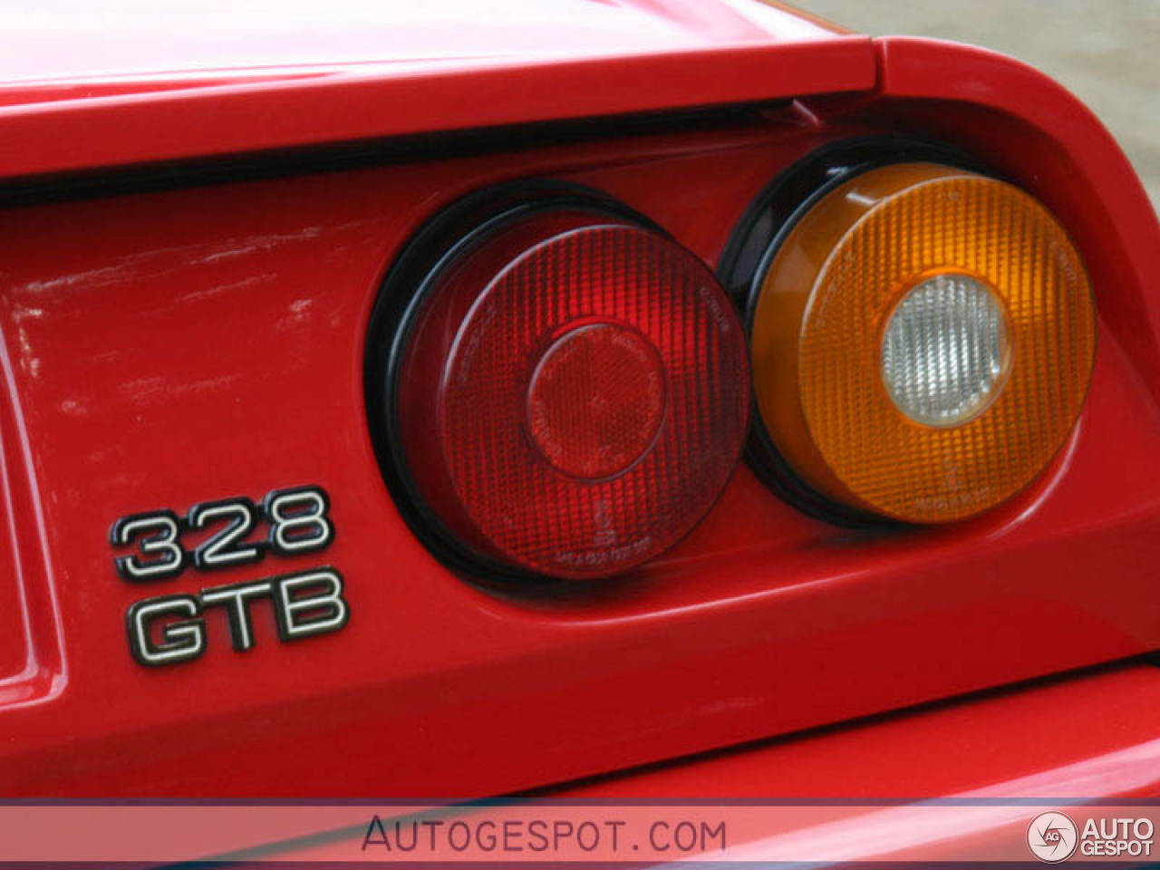 Ferrari 328 GTB