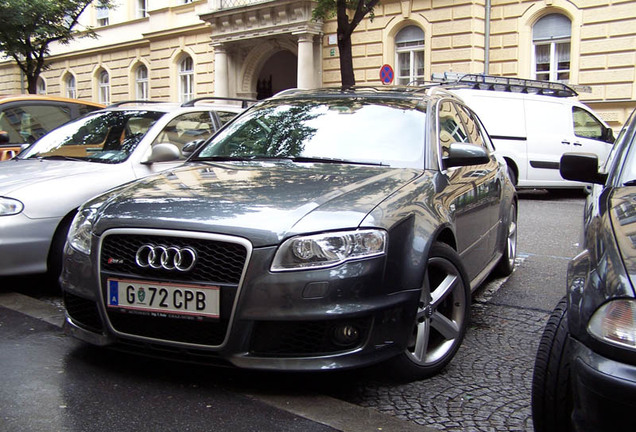 Audi RS4 Avant B7