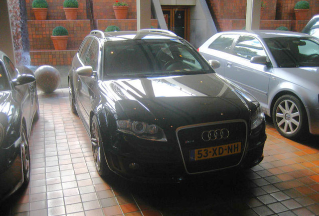 Audi RS4 Avant B7