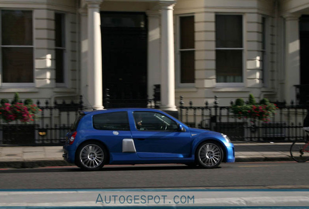 Renault Clio V6 Phase II