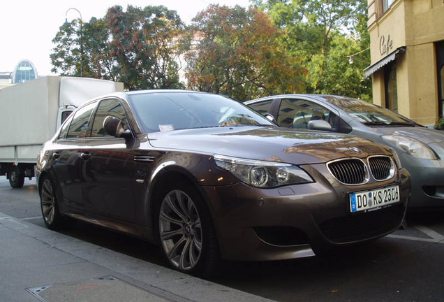 BMW M5 E60 2005