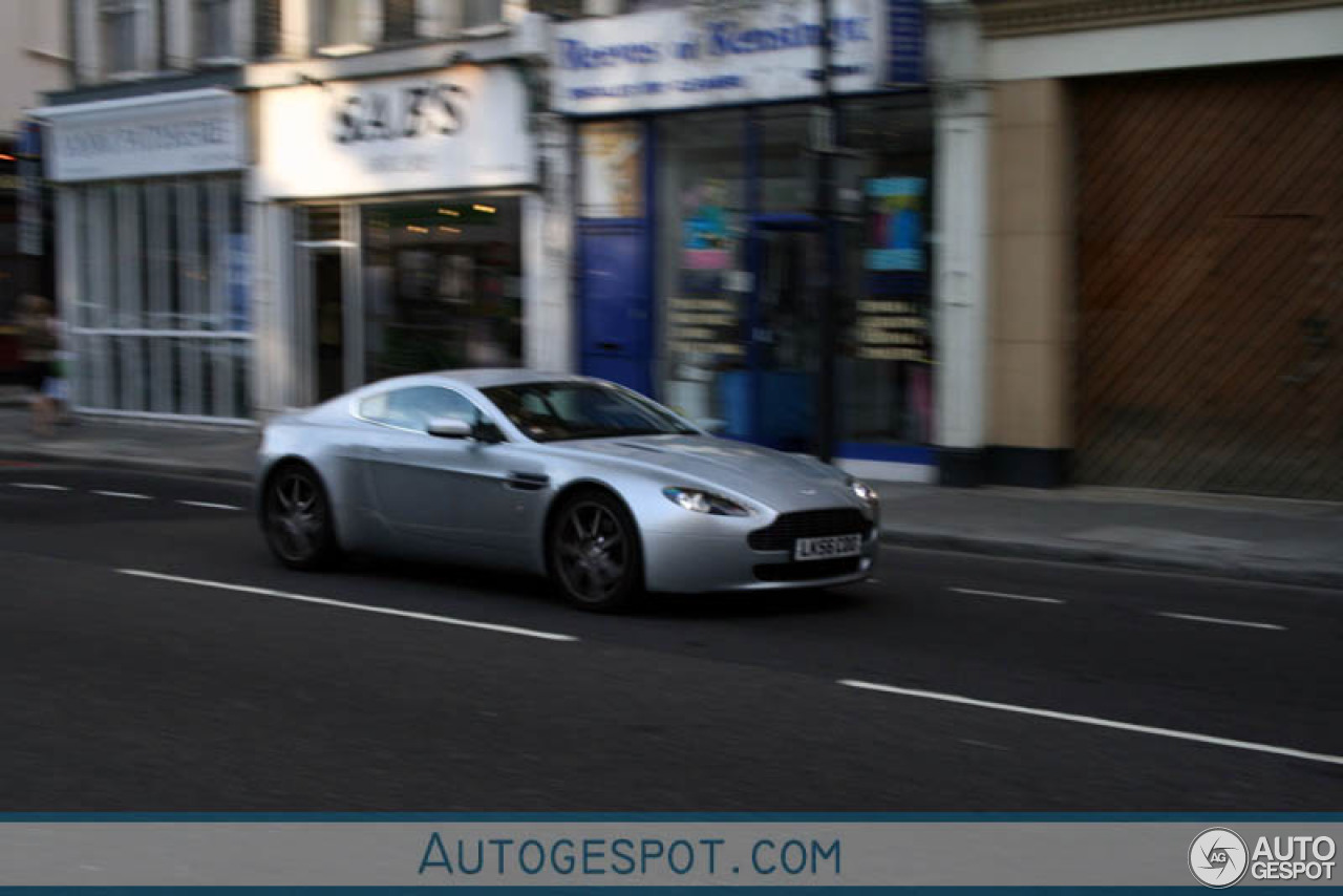 Aston Martin V8 Vantage