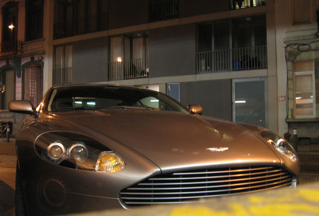 Aston Martin DB9