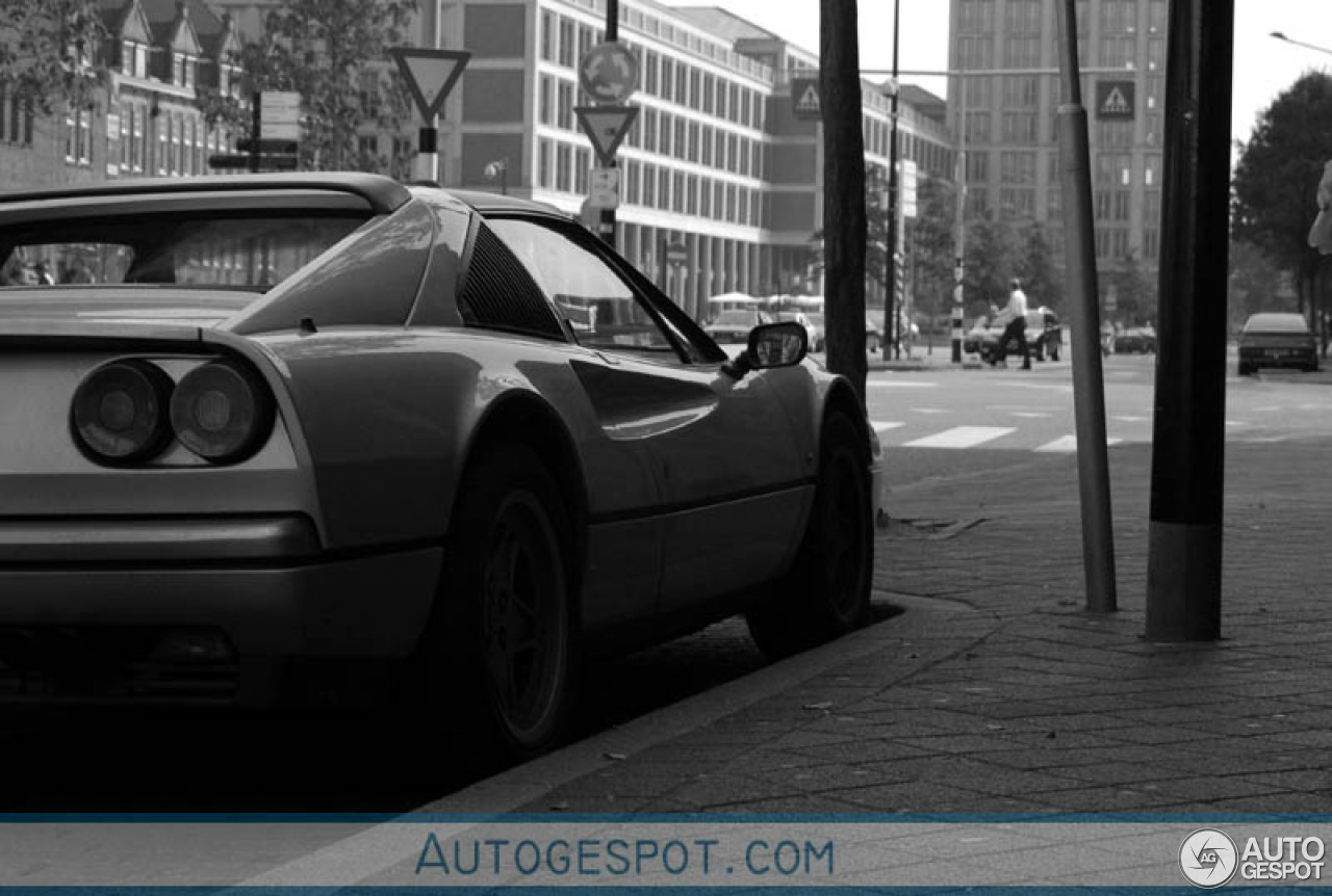 Ferrari 328 GTS