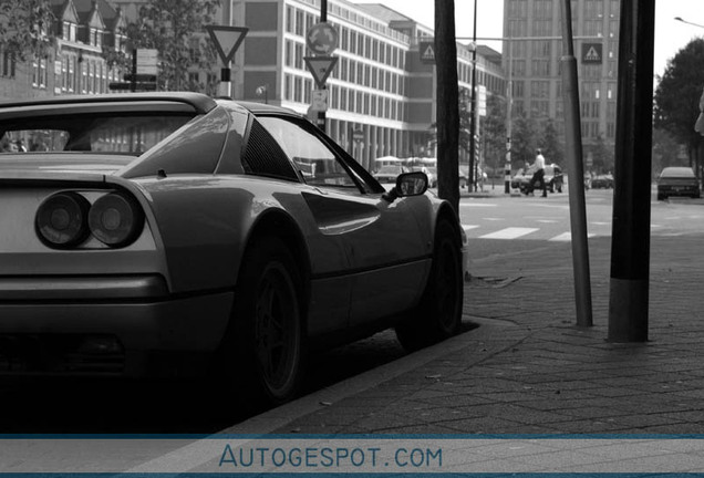 Ferrari 328 GTS